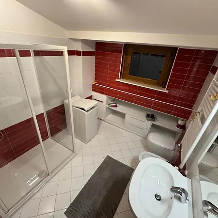 Homein 1 Apartment