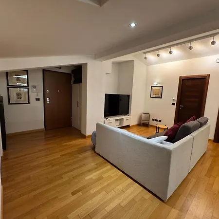 Homein 1 * L'Aquila